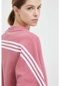 Adidas - adidas bluza damska kolor różowy z aplikacją. Kolor: różowy. Materiał: materiał. Wzór: aplikacja #2