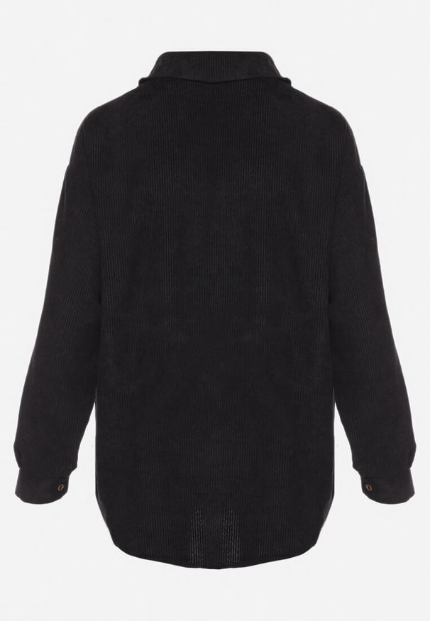 Born2be - Czarna Koszula Sztruksowa z Klasycznym Kołnierzykiem Quinara. Typ kołnierza: kołnierzyk klasyczny. Kolor: czarny. Materiał: sztruks. Styl: klasyczny