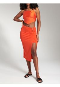 Sinsay - Top na ramiączkach z asymetrycznym dołem - pomarańczowy. Kolor: pomarańczowy. Długość rękawa: na ramiączkach #1