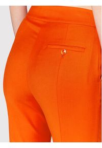 Patrizia Pepe Spodnie materiałowe 8P0424/A106-R753 Pomarańczowy Regular Fit. Kolor: pomarańczowy. Materiał: syntetyk #2