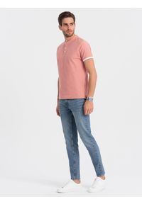 Ombre Clothing - Męska koszulka polo bez kołnierzyka - różowa V7 OM-TSCT-0156 - XXL. Typ kołnierza: bez kołnierzyka, polo. Kolor: różowy. Materiał: bawełna. Długość: długie #4