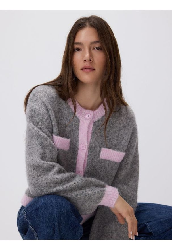 Reserved - Kardigan z kontrastową lamówką - wielobarwny. Materiał: dzianina