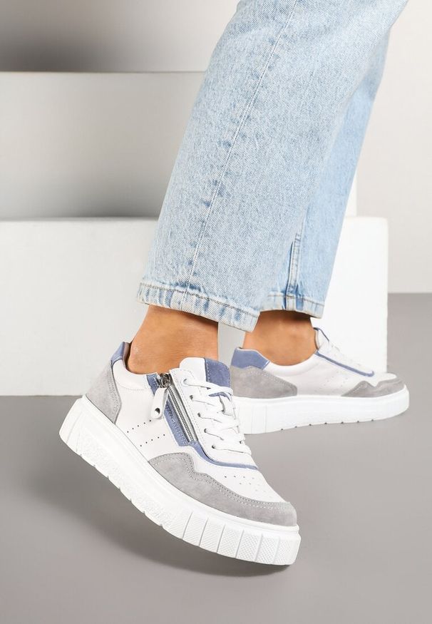 Renee - Biało-Szare Streetwearowe Sneakersy ze Skóry Naturalnej z Ozdobnym Suwakiem Eleavenna. Okazja: na co dzień. Zapięcie: sznurówki. Kolor: biały. Materiał: skóra. Obcas: na obcasie. Wysokość obcasa: niski