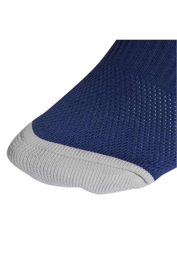 Getry piłkarskie Adidas Milano 23. Kolor: niebieski. Materiał: poliester, elastan. Sport: piłka nożna
