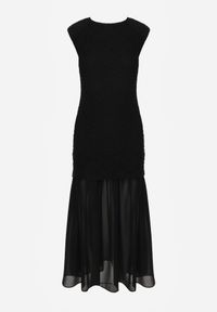 Born2be - Czarna Sukienka Ażurowa z Usztywnioną Linią Ramion i Przezroczystym Dołem Semiriel. Kolor: czarny. Materiał: zamsz. Wzór: ażurowy. Styl: elegancki, klasyczny #2