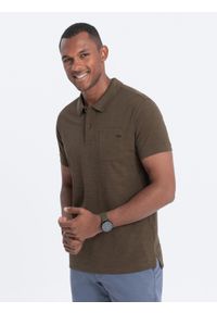 Ombre Clothing - T-shirt męski polo z ozdobnymi guzikami - ciemnooliwkowa V5 S1744 - XXL. Typ kołnierza: polo. Kolor: oliwkowy. Materiał: bawełna, dzianina