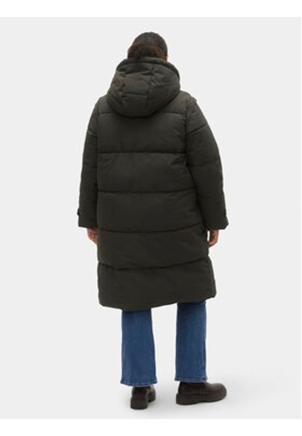 Vero Moda Curve Kurtka zimowa 10301538 Zielony Regular Fit. Kolor: zielony. Materiał: syntetyk. Sezon: zima