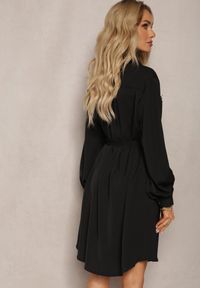 Renee - Czarna Sukienka o Koszulowym Fasonie Utility z Bufiastymi Rękawami Wiązana w Pasie Emianna. Okazja: na imprezę, na co dzień. Kolor: czarny. Typ sukienki: koszulowe. Styl: casual, elegancki #5