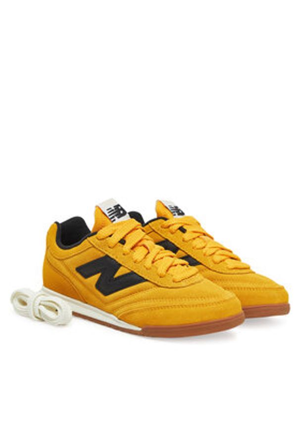 New Balance Sneakersy URC42BC Żółty. Kolor: żółty. Materiał: skóra, zamsz