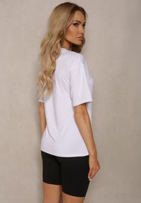 Renee - Czarno-Biały Komplet 2-Częściowy Koszulka z Ozdobnym Nadrukiem i Elastyczne Kolarki High Waist Vannesa. Kolor: czarny. Materiał: tkanina. Wzór: nadruk