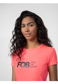 4f - Koszulka szybkoschnąca z filtrem UV damska. Kolor: różowy. Materiał: dzianina, materiał. Styl: sportowy