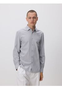 Reserved - Koszula regular z bawełny egipskiej - jasnoszary. Kolor: szary. Materiał: bawełna #1