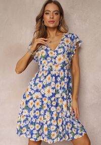 Renee - Niebieska Taliowana Sukienka Mini w Kwiaty z Gumką w Talii Teziovi. Kolor: niebieski. Materiał: wiskoza. Wzór: kwiaty. Długość: mini