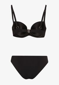 Renee - Czarne Bikini Komplet Dwuczęściowy Biustonosz z Usztywnionymi Miseczkami Majtki Typu Figi Wistella. Kolor: czarny. Wzór: aplikacja #4
