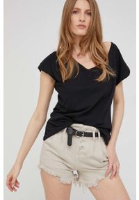 Answear Lab szorty jeansowe damskie kolor beżowy gładkie high waist. Stan: podwyższony. Kolor: beżowy. Materiał: jeans. Wzór: gładki. Styl: wakacyjny