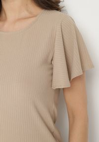 Born2be - Ciemnobeżowa Bluzka Ozdobiona Szerokimi Rękawami Sunlisa. Okazja: na co dzień. Kolor: beżowy. Materiał: jeans. Wzór: aplikacja. Styl: klasyczny, casual #4