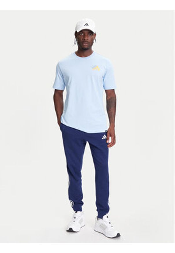 Adidas - adidas T-Shirt Food Grilled Cheese Graphic JM6460 Błękitny Regular Fit. Kolor: niebieski. Materiał: bawełna