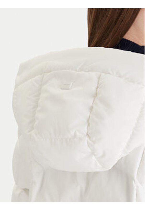 Geox Kurtka zimowa Anylla W4628P T3144 F1680 Biały Regular Fit. Kolor: biały. Materiał: syntetyk. Sezon: zima