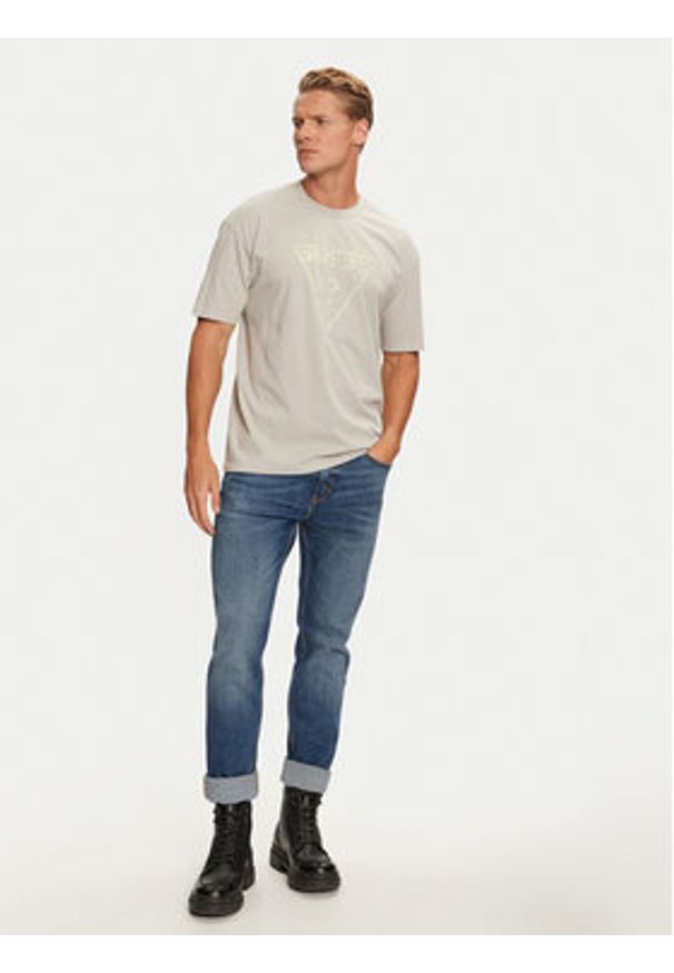 Guess T-Shirt Alioth Z4BI05 K8FQ4 Szary Regular Fit. Kolor: szary. Materiał: bawełna