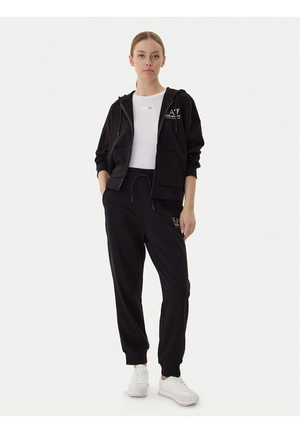 EA7 Emporio Armani Dres 7W000420 AF12473 MC026 Czarny Relaxed Fit. Kolor: czarny. Materiał: bawełna