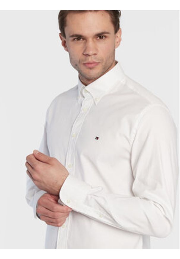 TOMMY HILFIGER - Tommy Hilfiger Koszula MW0MW29969 Biały Regular Fit. Kolor: biały. Materiał: bawełna