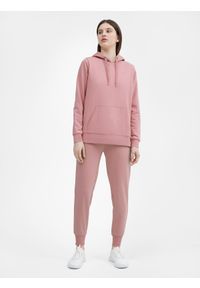 4f - Spodnie dresowe joggery damskie. Kolor: różowy. Materiał: dresówka #1