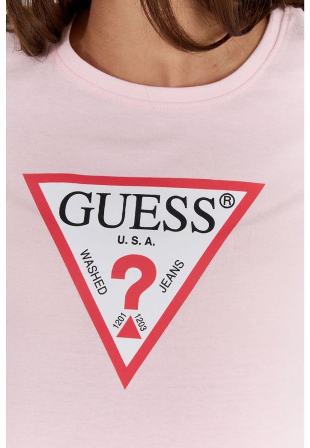 Guess - GUESS Różowy t-shirt damski z trójkątnym logo, Rozmiar S. Kolor: różowy. Wzór: nadruk