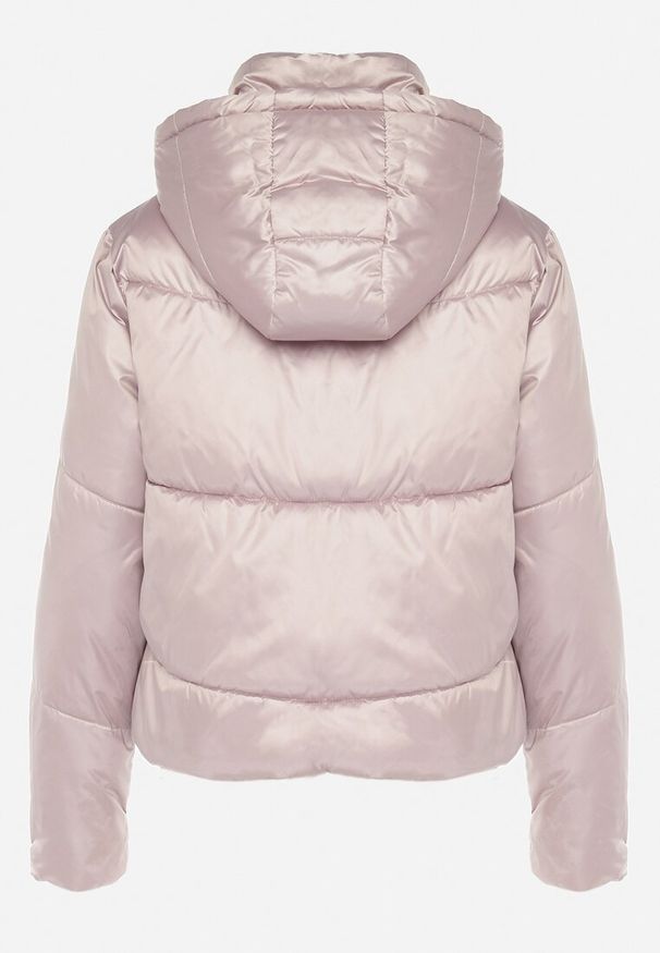 Born2be - Różowa Pikowana Kurtka z Kapturem i Ściągaczem w Talii Atirim. Typ kołnierza: kaptur. Kolor: różowy. Styl: elegancki