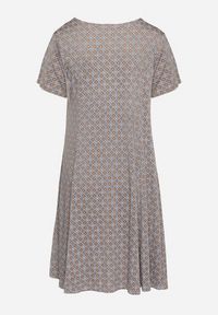 Born2be - Niebiesko-Beżowa Rozkloszowana Sukienka Mini z Elastycznej Wiskozy Annamarie. Kolor: niebieski. Materiał: wiskoza. Długość: mini #2