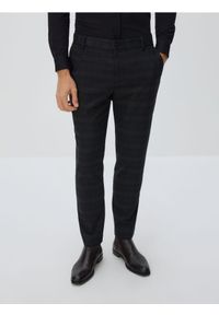 Reserved - Spodnie chino slim w kratę - czarny. Kolor: czarny. Materiał: tkanina, wełna #1