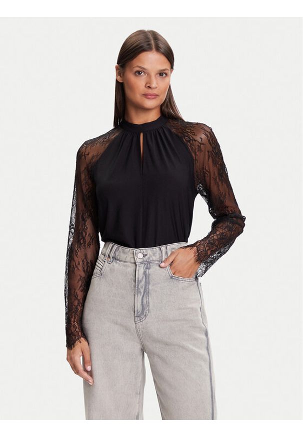 Vero Moda Bluzka Milla 10334620 Czarny Loose Fit. Kolor: czarny. Materiał: syntetyk
