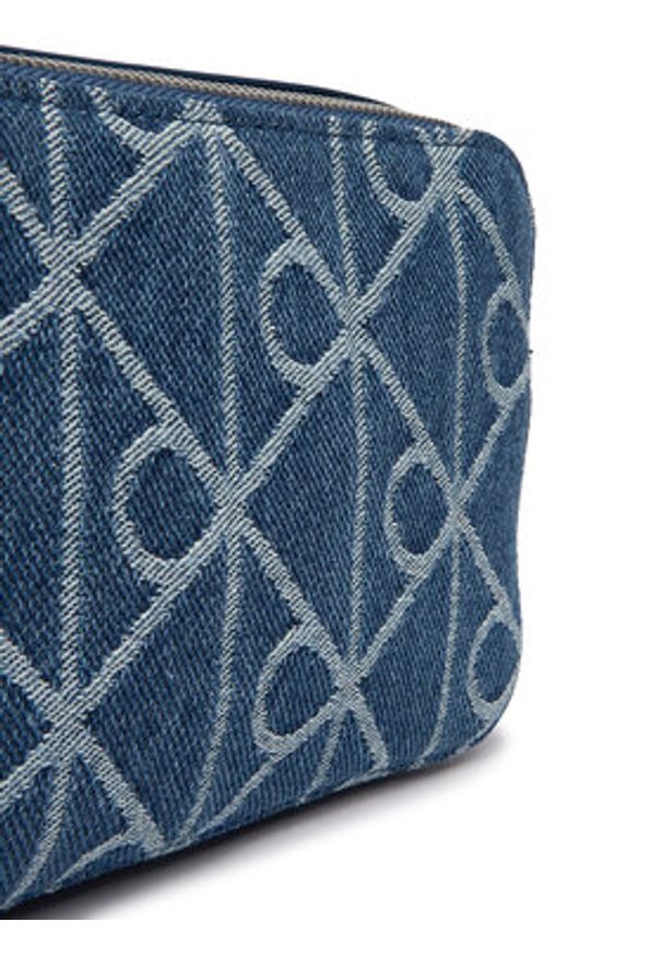 Calvin Klein Torebka Emblem Aop Denim Camera Bag LV04F3430G Niebieski. Kolor: niebieski