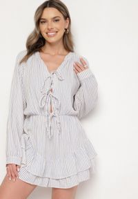 Born2be - Niebieski Bawełniany Kombinezon w Paseczki z Wiązaniem Oviare. Okazja: na spacer, na co dzień. Kolor: niebieski. Materiał: bawełna. Długość rękawa: długi rękaw. Długość: długie. Styl: elegancki, casual, klasyczny #2