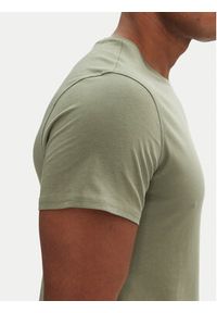 Tommy Jeans T-Shirt DM0DM04411 Zielony Slim Fit. Kolor: zielony. Materiał: bawełna