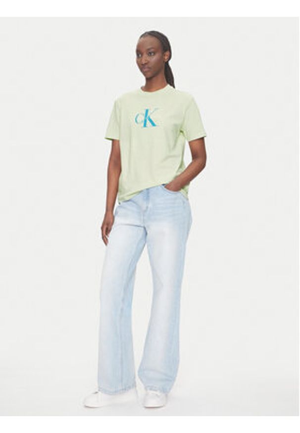 Calvin Klein Jeans T-Shirt Hero LV047B865G Beżowy Regular Fit. Kolor: beżowy. Materiał: bawełna