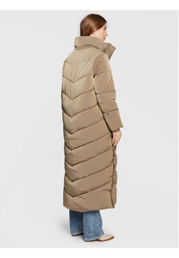 Calvin Klein Kurtka zimowa Modern K20K205127 Beżowy Regular Fit. Kolor: beżowy. Materiał: syntetyk. Sezon: zima