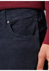 Wrangler - WRANGLER MĘSKIE SPODNIE SZTRUKSOWE GREENSBORO DARK NAVY 112358044