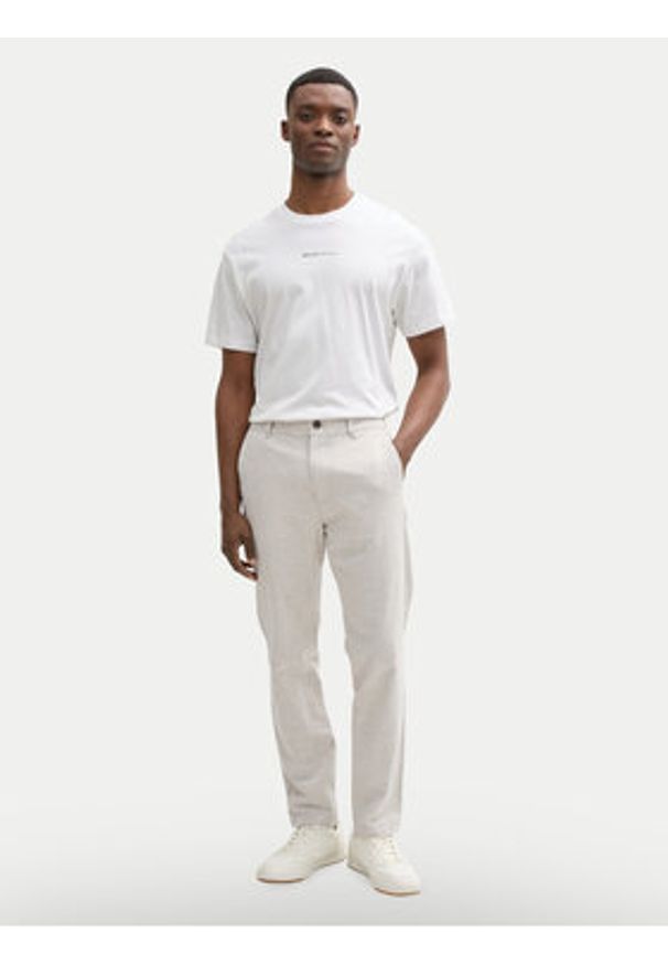 Tom Tailor Denim Spodnie materiałowe 1044843 Beżowy Tapered Fit. Kolor: beżowy. Materiał: bawełna