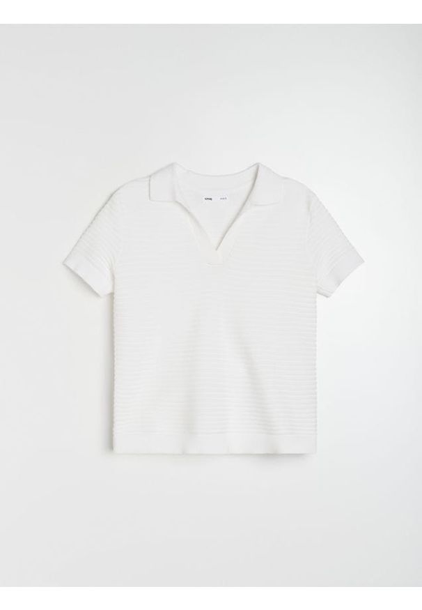 Sinsay - Bluzka swetrowa polo - kremowy. Typ kołnierza: polo. Kolor: kremowy