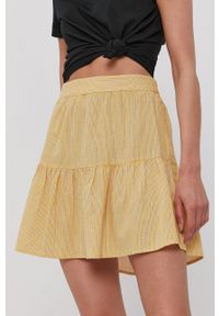 Vero Moda Spódnica mini rozkloszowana. Kolor: żółty. Materiał: bawełna, tkanina