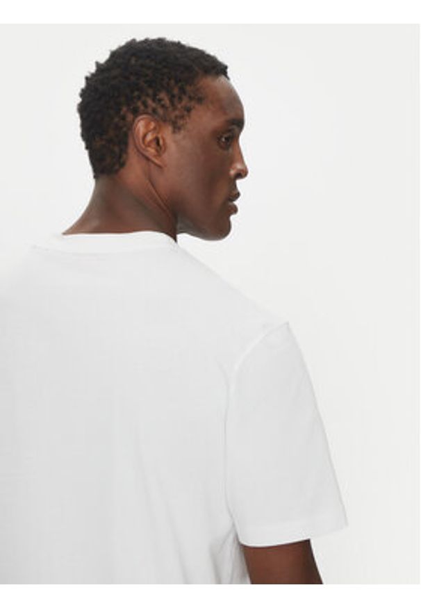 Hugo - HUGO T-Shirt 50538254 Biały Relaxed Fit. Kolor: biały. Materiał: bawełna
