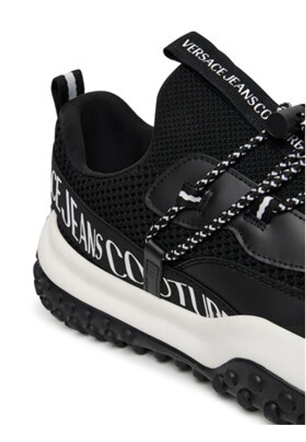 Versace Jeans Couture Sneakersy 79YA3SN2 ZSD01 Czarny. Kolor: czarny. Materiał: materiał