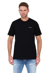 OFF-WHITE Czarny t-shirt. Kolor: czarny