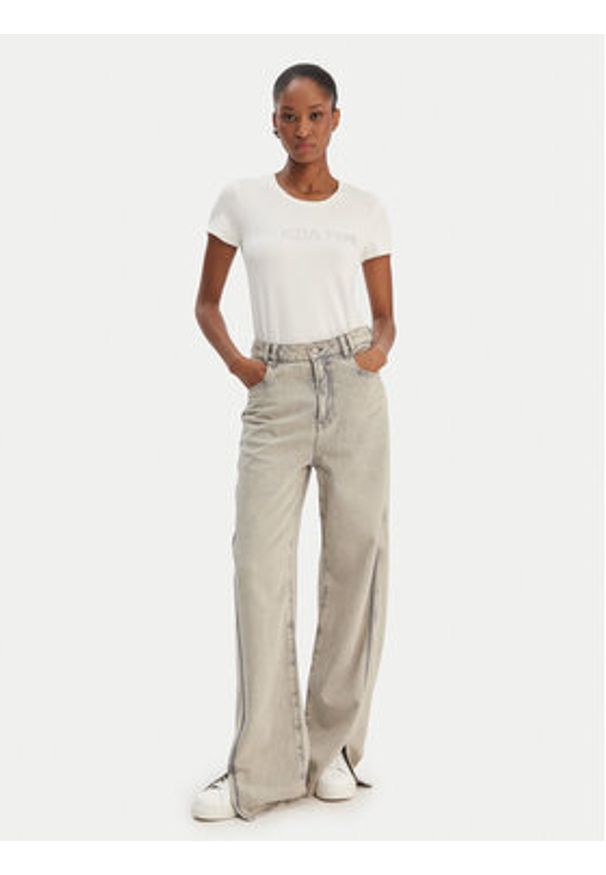 Patrizia Pepe T-Shirt CM1419/J013-W146 Biały Regular Fit. Kolor: biały. Materiał: wiskoza