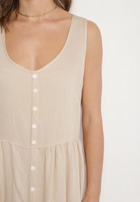 Born2be - Beżowa Wiskozowa Sukienka o Rozkloszowanym Kroju z Guzikami Natesana. Okazja: na spacer, na co dzień. Kolor: beżowy. Materiał: wiskoza. Typ sukienki: proste. Styl: casual #2