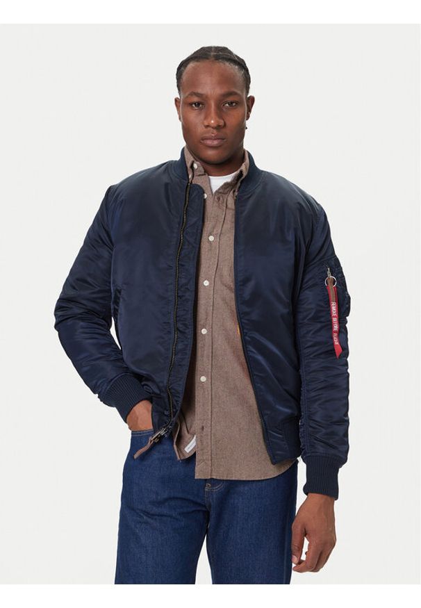 Alpha Industries Kurtka bomber Ma-1 Vf 59 Long 168100 Granatowy Slim Fit. Kolor: niebieski. Materiał: syntetyk