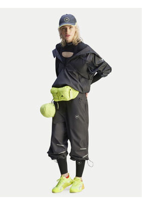 Adidas by Stella McCartney - adidas by Stella McCartney Kurtka anorak Stella McCartney True Nature JG1066 Czarny Oversize. Kolor: czarny. Materiał: syntetyk