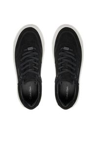 Calvin Klein Sneakersy HW0HW02203 Czarny. Kolor: czarny. Materiał: zamsz, skóra