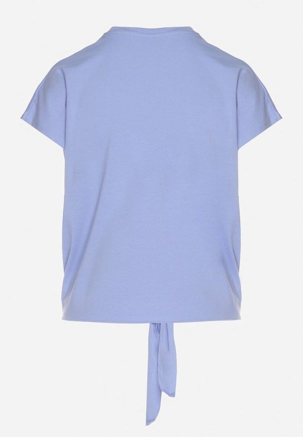 Born2be - Niebieski T-shirt z Bawełny z Ozdobnym Wiązaniem Sunitra. Okazja: na co dzień, na spotkanie biznesowe. Kolor: niebieski. Materiał: bawełna. Sezon: lato, wiosna. Styl: casual, klasyczny, biznesowy