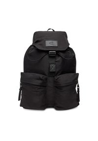 Calvin Klein Jeans Plecak Metro Nylon Flap Bp 43 Ny LV04G3085G Czarny. Kolor: czarny. Materiał: materiał
